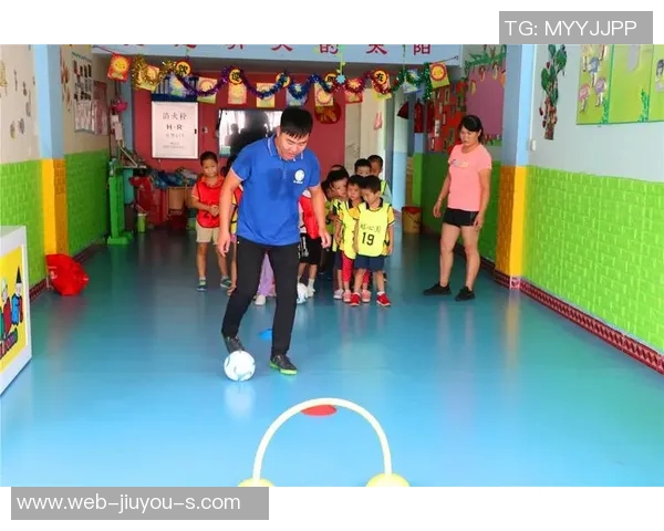 天津足球实体店全新开业球迷聚集地打造足球文化新体验 天津足球实体店全新开业球迷聚集地打造足球文化新体验